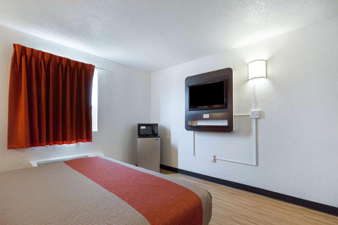 Motel 6-Lincoln, Il Dış mekan fotoğraf